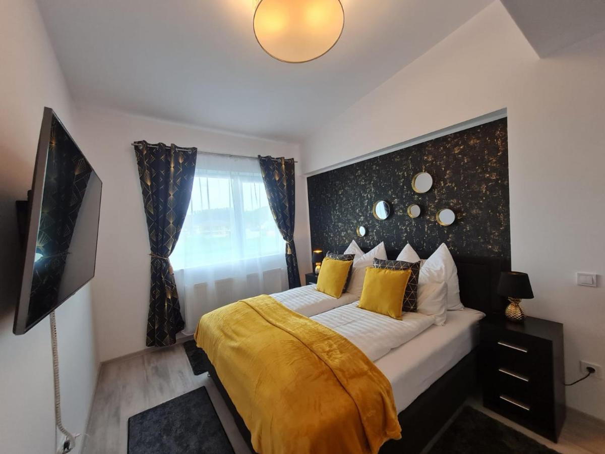 Holiday House Rasnov エクステリア 写真